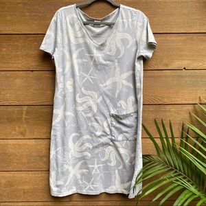 iCANTOO Gray V-neck Starfish T-Shirt Dress